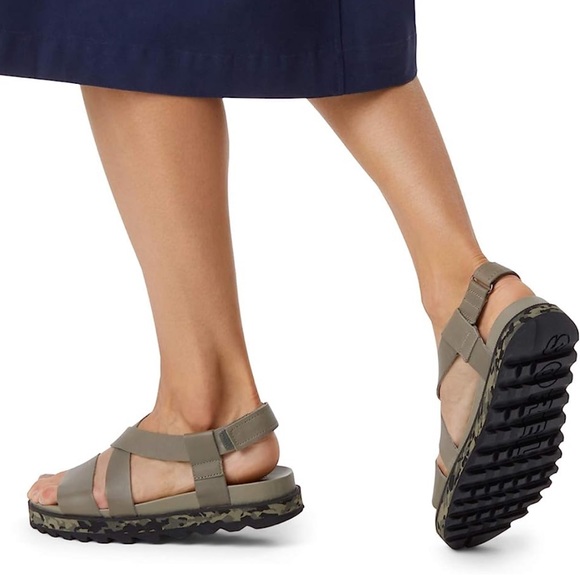 🎉Like New🎉 Sorel Leather Roaming sandals Sage Size 6.5 Camo Bottoms - Picture 10 of 12